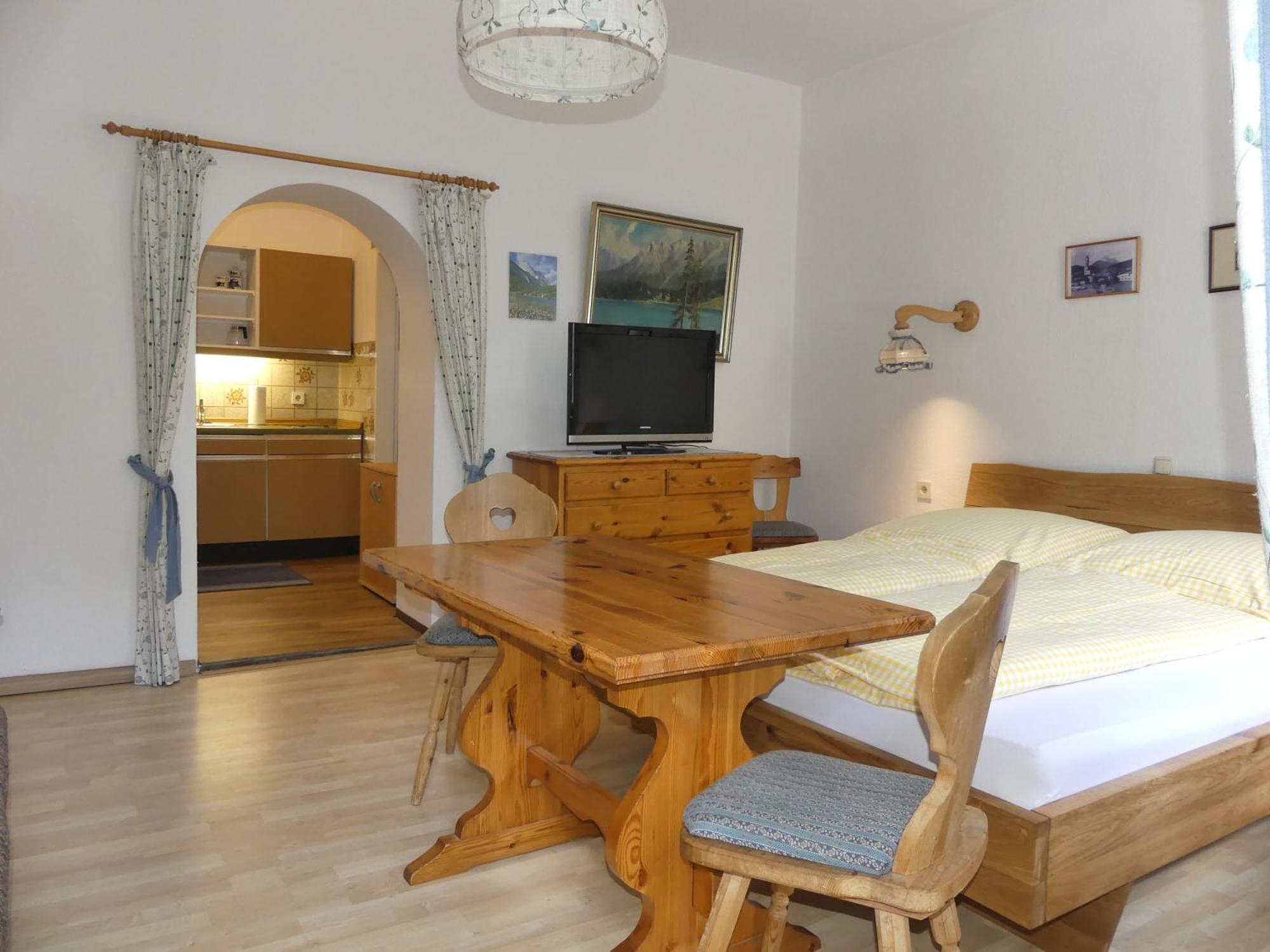 Haus Spornitz Ferienwohnung 미텐발트 외부 사진
